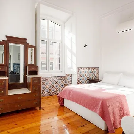 Downtown Chiado Treasure Apartamento Lisboa
